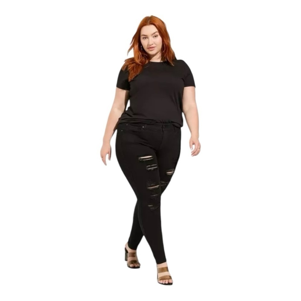 Torrid Bombshell Skinny Premium Stretch High-Rise Jeans Distressed Black - Sz 18